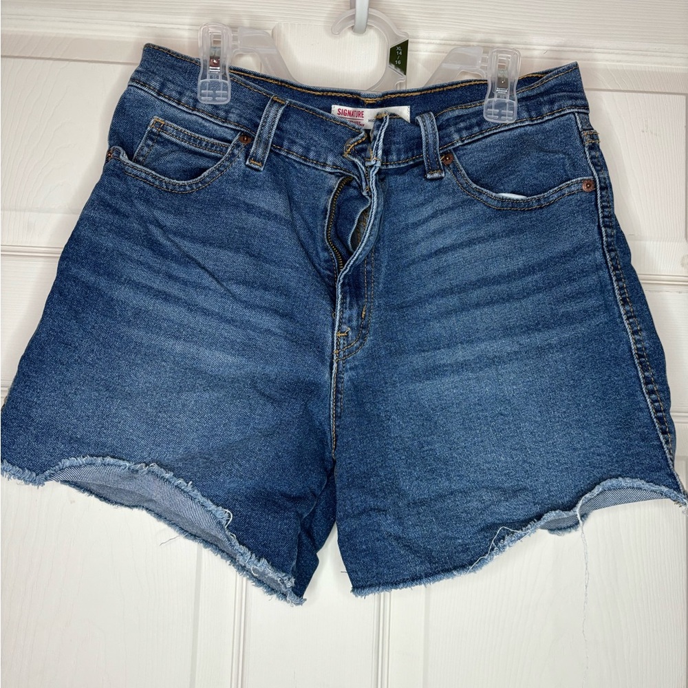 Levi blue Jean short